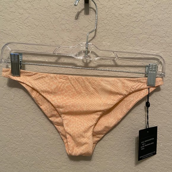 Acacia waikoloa bottom in pink snake. Large. NWT! - Picture 1 of 2